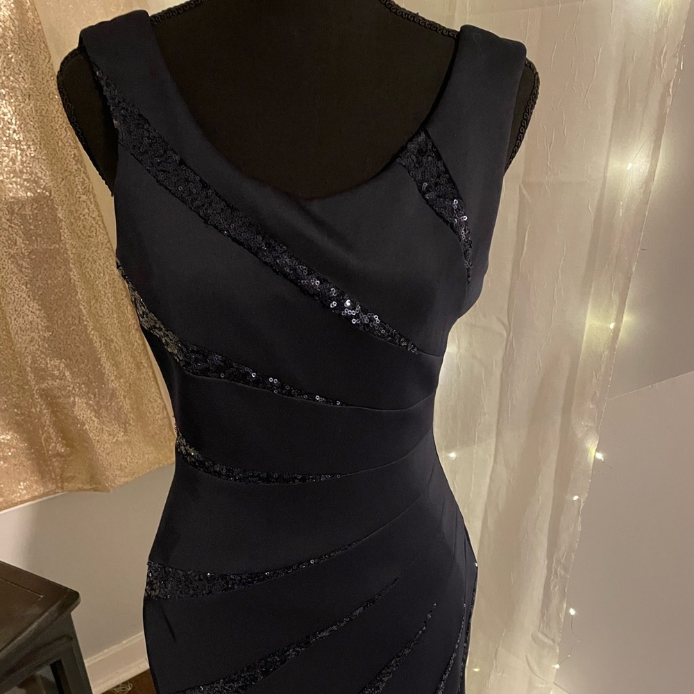 Guess Size 4 Navy Blue Cocktail Dress